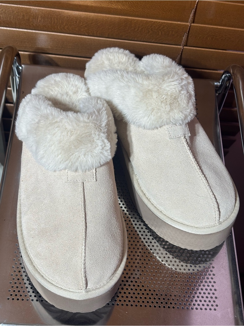 JoySpun Faux Suede Platform Clog Slippers
